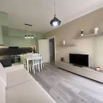Apartament Cozy Flat Appartments In