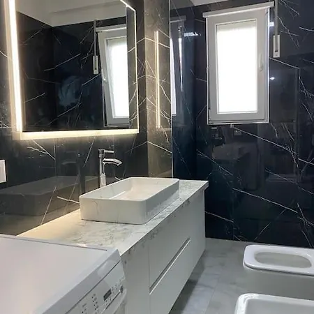 Cozy Flat Appartments In Apartman Tirana