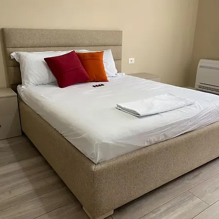Cozy Flat Appartments In Apartman Tirana
